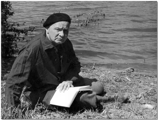 Egyszer. Mindig csak egyszer.