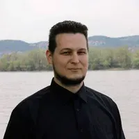 Huszár Tamás