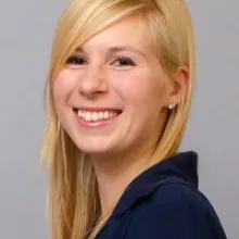 Eisenbacher Dóra