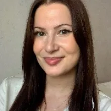 Komáromi Réka