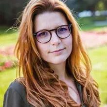 Szemenyei Eszter